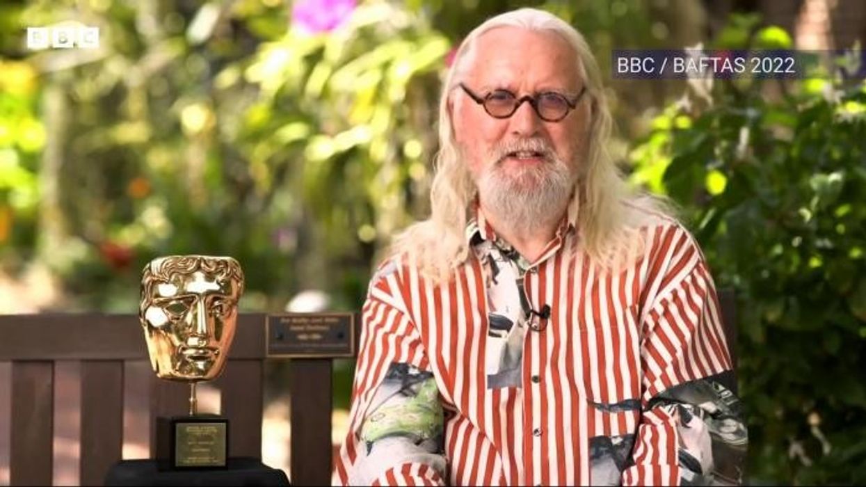 Sir Billy Connolly, 82, issues rare statement as comedian forced to share worrying update: 'So beware!'