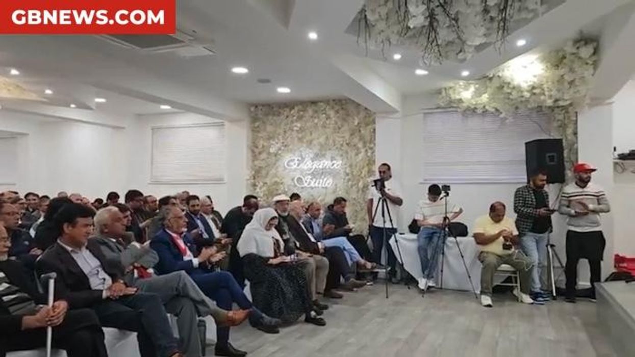 Pro-Gaza MP brands grooming gangs outrage 'false right-wing narrative' in 'malicious' tirade - as Labour MP watches on