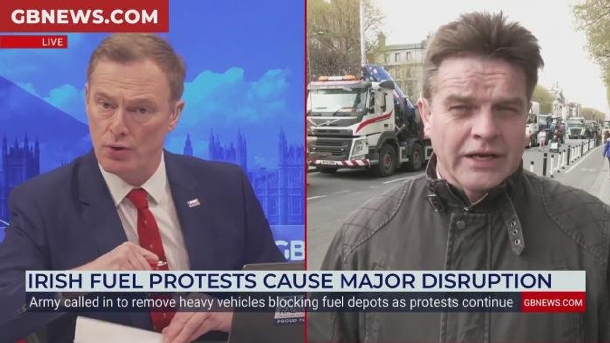 Massive fuel protests now set to hit Britain as farmers plan Irish-style nationwide blockades