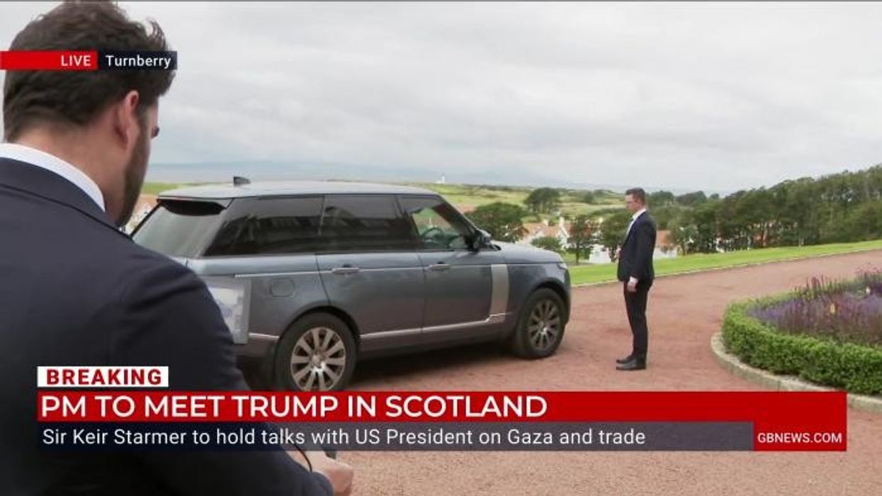 Keir Starmer dealt humiliating polling blow as young voters turn to Jeremy Corbyn