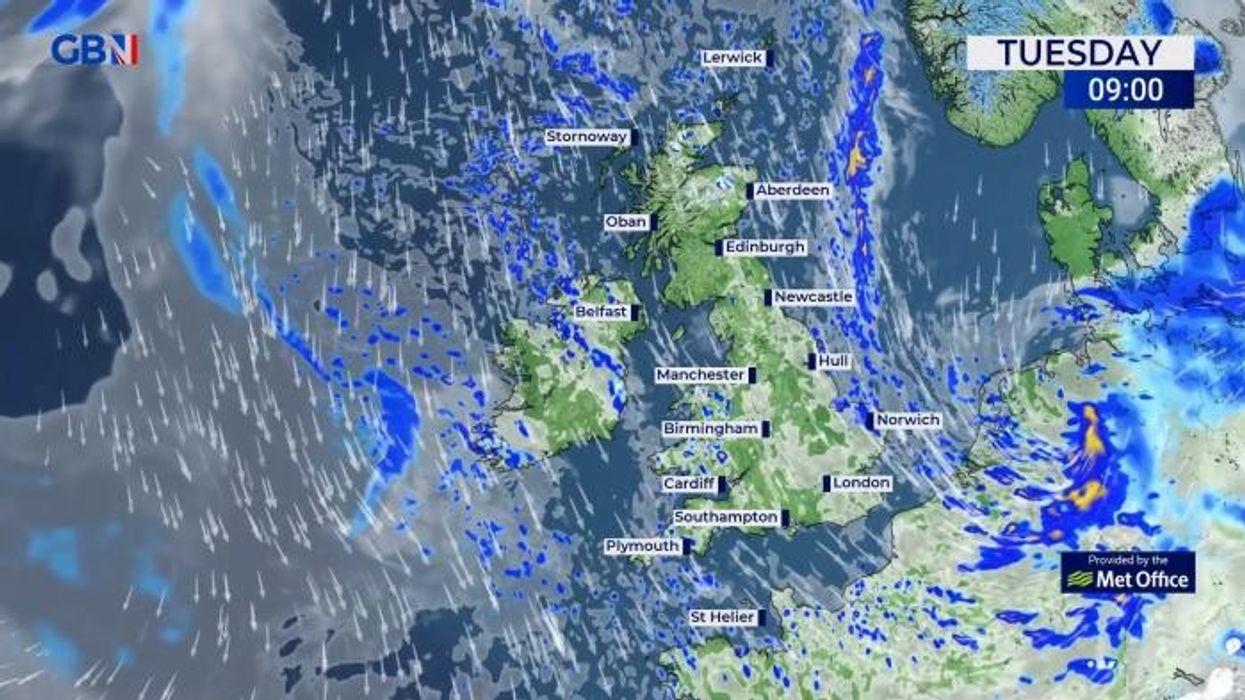 UK hot weather: Anticyclonic system from the tropical Azores to send temperatures soaring