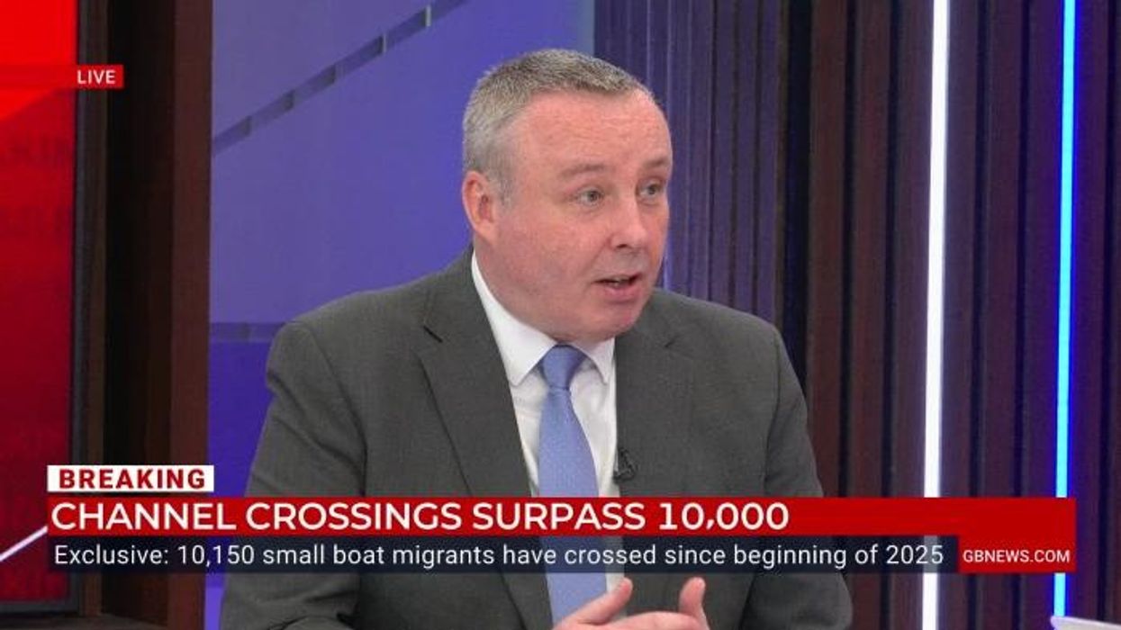 Migrants found crossing Channel in KAYAK as hundreds more make the illegal journey in small boats