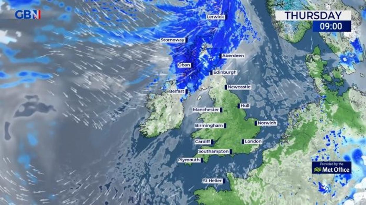 UK hot weather: Temperatures to surge to 'mid to high 20s' in just DAYS as 'sustained' heat arrives