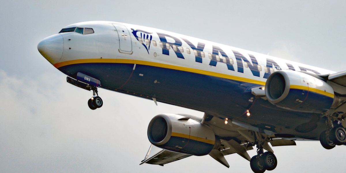 NextImg:Ryanair flight forced to abort take-off seconds before leaving runway - passengers fuming