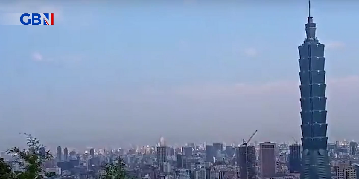 NextImg:WATCH: Moment 508 meter high buildings sway in Taiwan earthquake