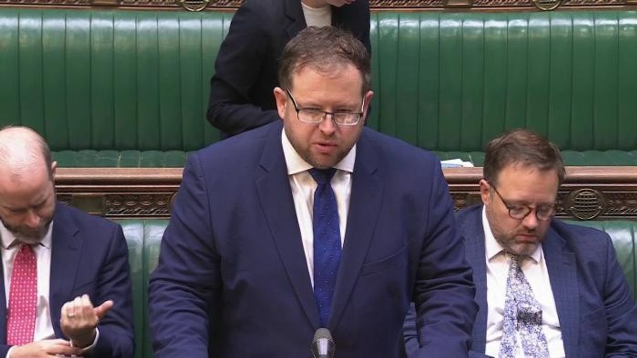 Keir Starmer handed Lord Mandelson ambassador role before formal security checks started