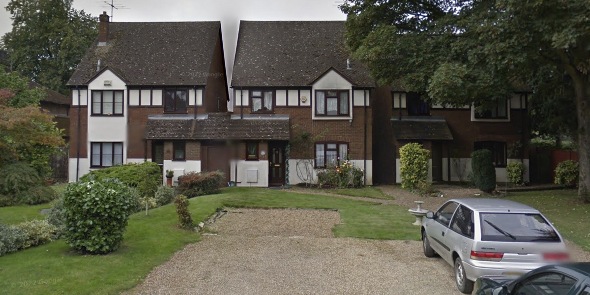 NextImg:Neighbour row finally ends after a decade as 'bullying' accountant loses £160k parking war with homeowners next door