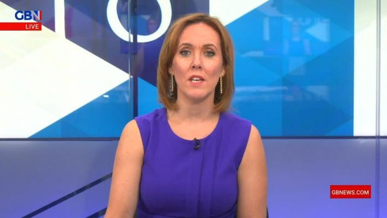 easyJet passenger attempts to FLEE security after being removed for drunk and abusive behaviour