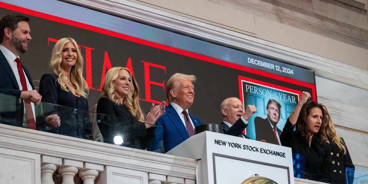 NextImg:Donald Trump issues ominous warning to Joe Biden amid 'drone invasion'