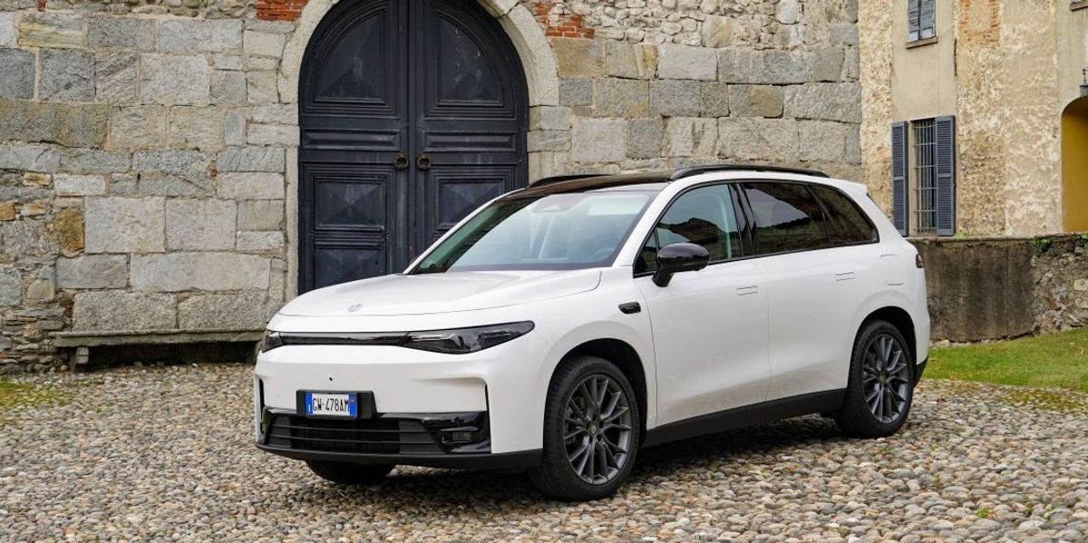 NextImg:Popular Chinese car brand to unveil new electric vehicle with petrol-powered 'range extender'