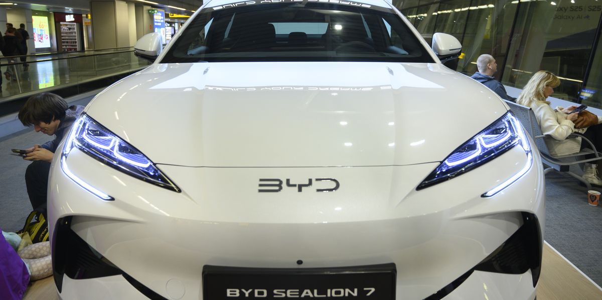 NextImg:Chinese car brand BYD to offer 'God's Eye' self-driving technology and DeepSeek AI for all vehicles