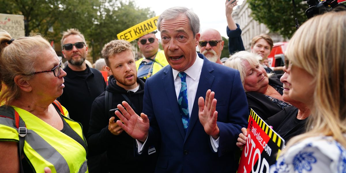 NextImg:Nigel Farage to confirm election plans TOMORROW as Sunak braces for hammer blow