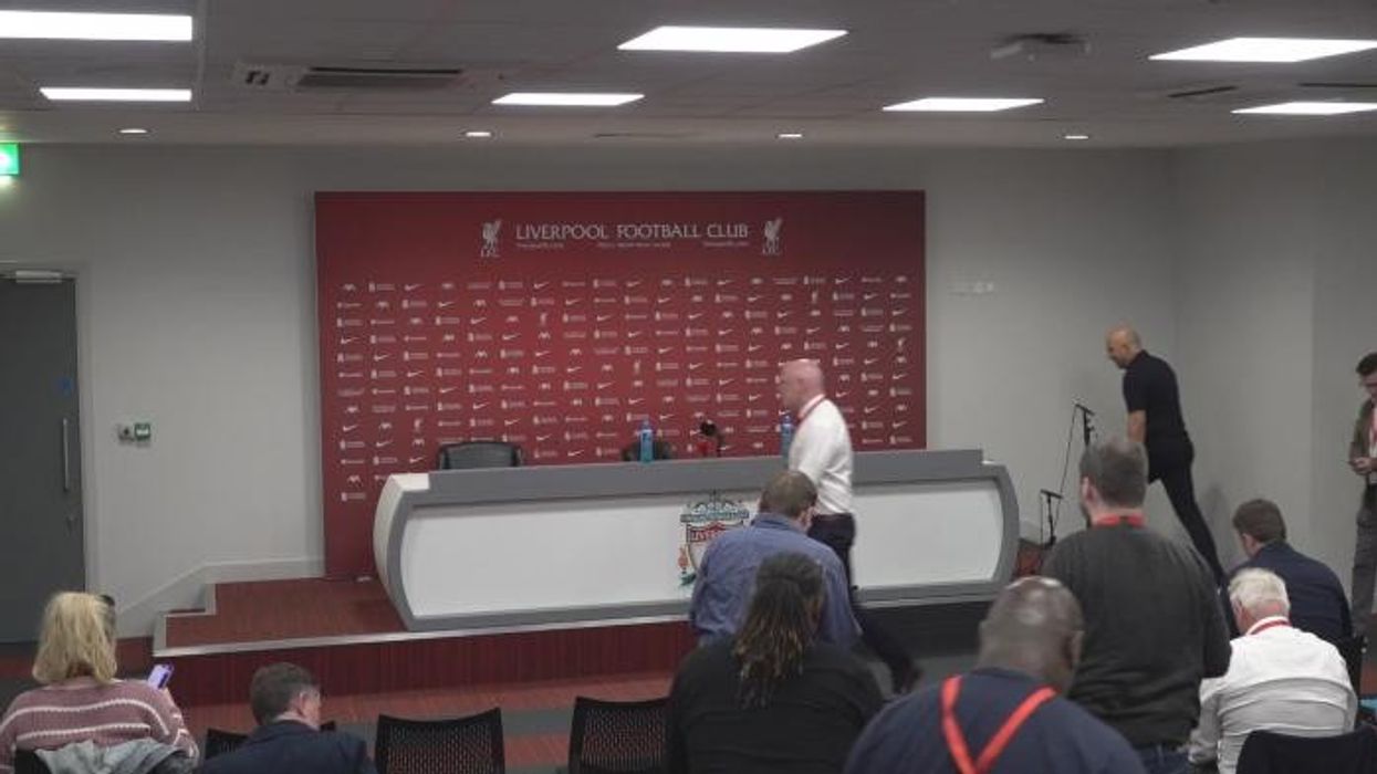 Jamie Carragher sends message to Liverpool fans after Trent Alexander-Arnold booed in Arsenal draw