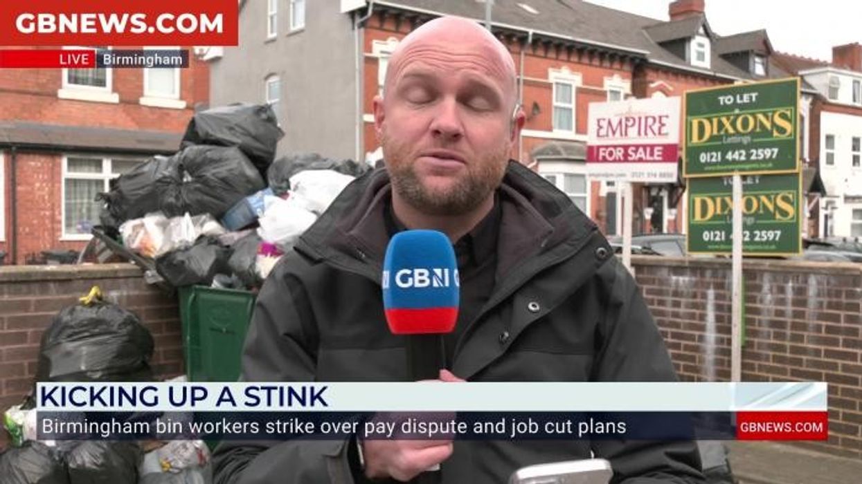 'They need to value us!' Birmingham refuse workers demand to be 'paid fairly' in latest protest against council cuts