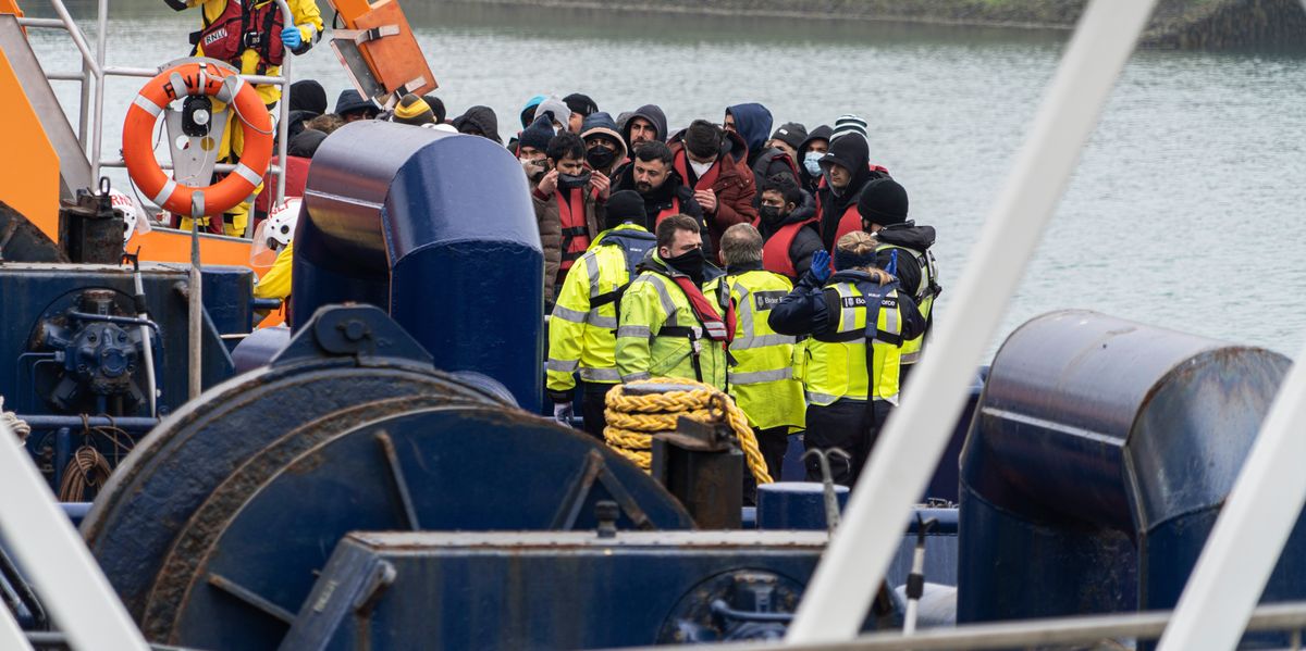 NextImg:UK to pay staggering £370 MILLION to Rwanda in asylum deal... with extra £20,000 per migrant