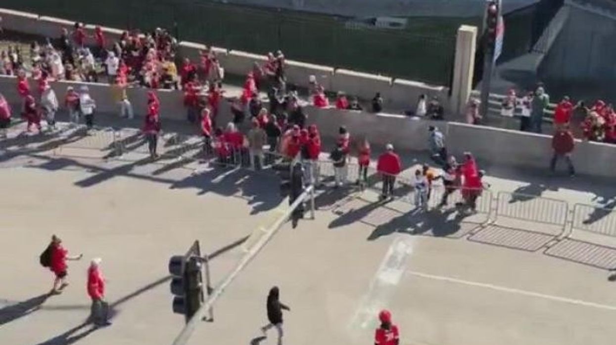Kansas City shooting: One dead as civilians TACKLE shooter who opened fire near Chiefs' Super Bowl parade