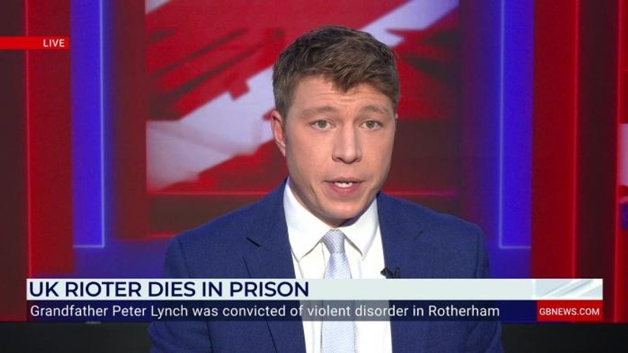 Criminal barrister sparks row after DEFENDING prison sentences for UK rioters: ‘We have to protect the public!’