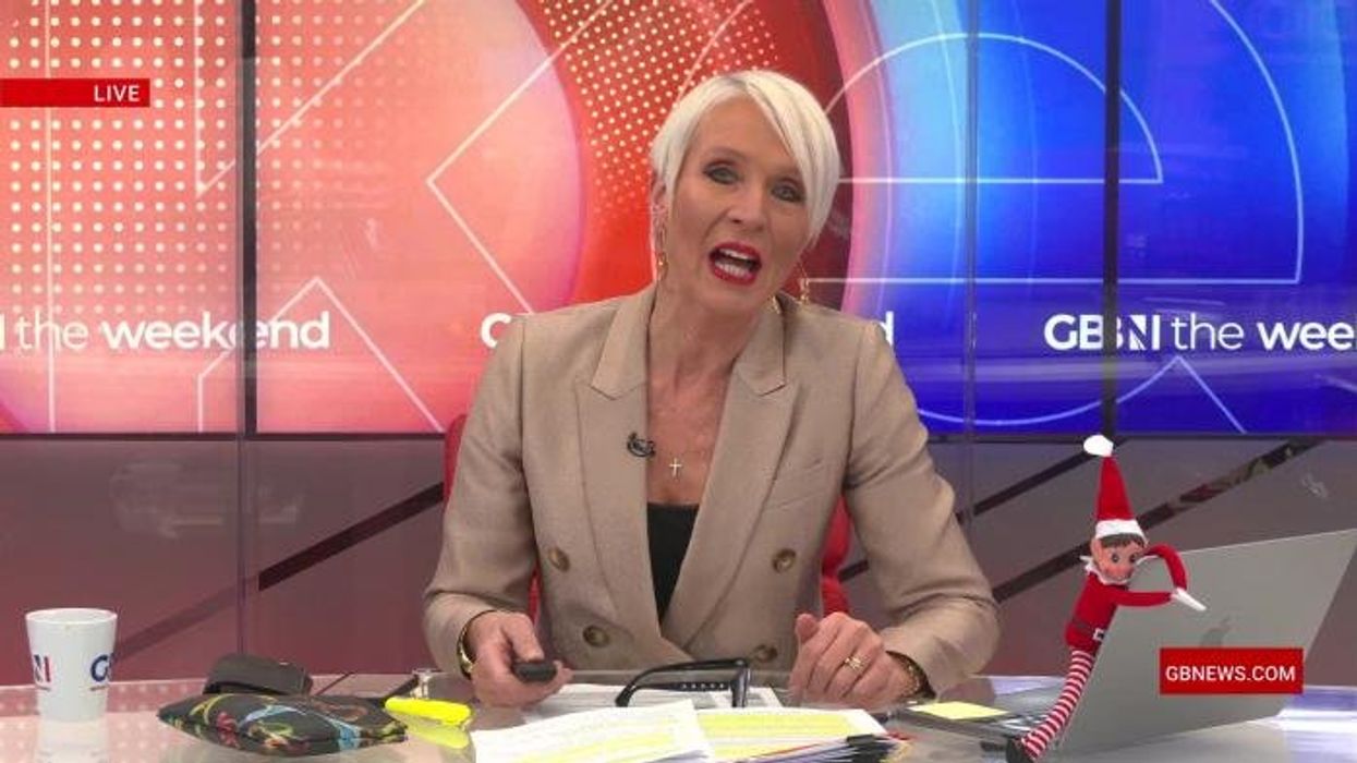 'Time to WAKE UP!' Ex-Ukip leader issues stark security threat after 800 migrants cross Channel