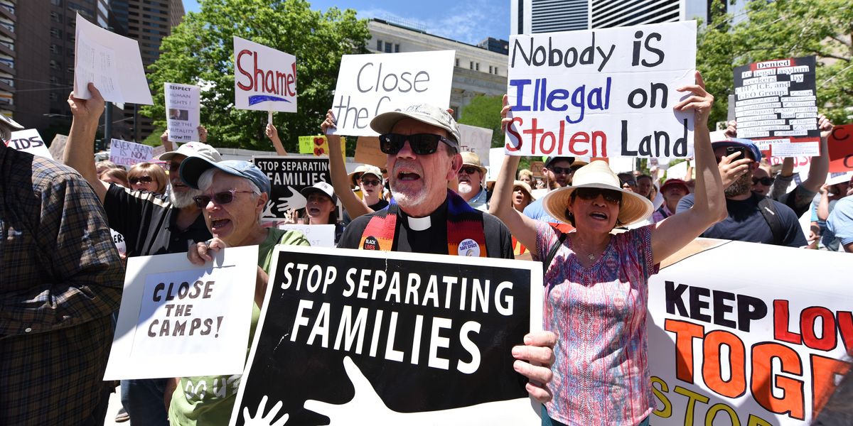 NextImg:Migrants send mayor list of 13 demands before clearing encampment asking for 'culturally appropriate' ingredients to cook their own food