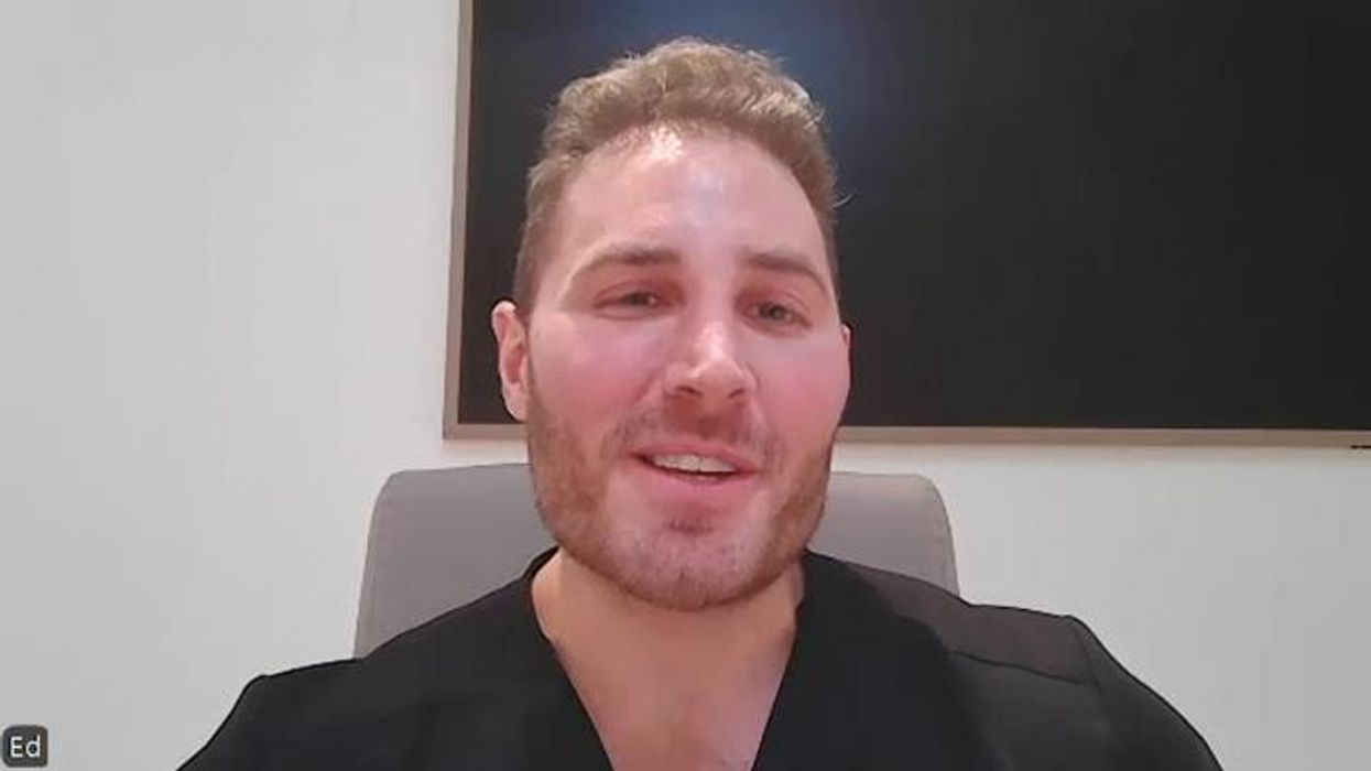 'Your new anti-ageing secret!' Cosmetic expert hails 'cheek lifter' exercise as 'effective method' to banish first signs of ageing