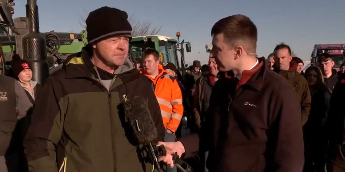 NextImg:'We're not going away!' Labour handed stark warning by farmers as protests continue for third consecutive day