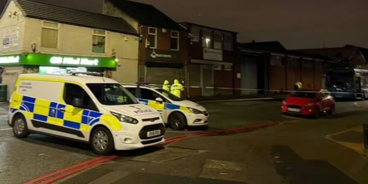 NextImg:Sandwell bus crash: Boy, 4, dies after 'heartbreaking' collision