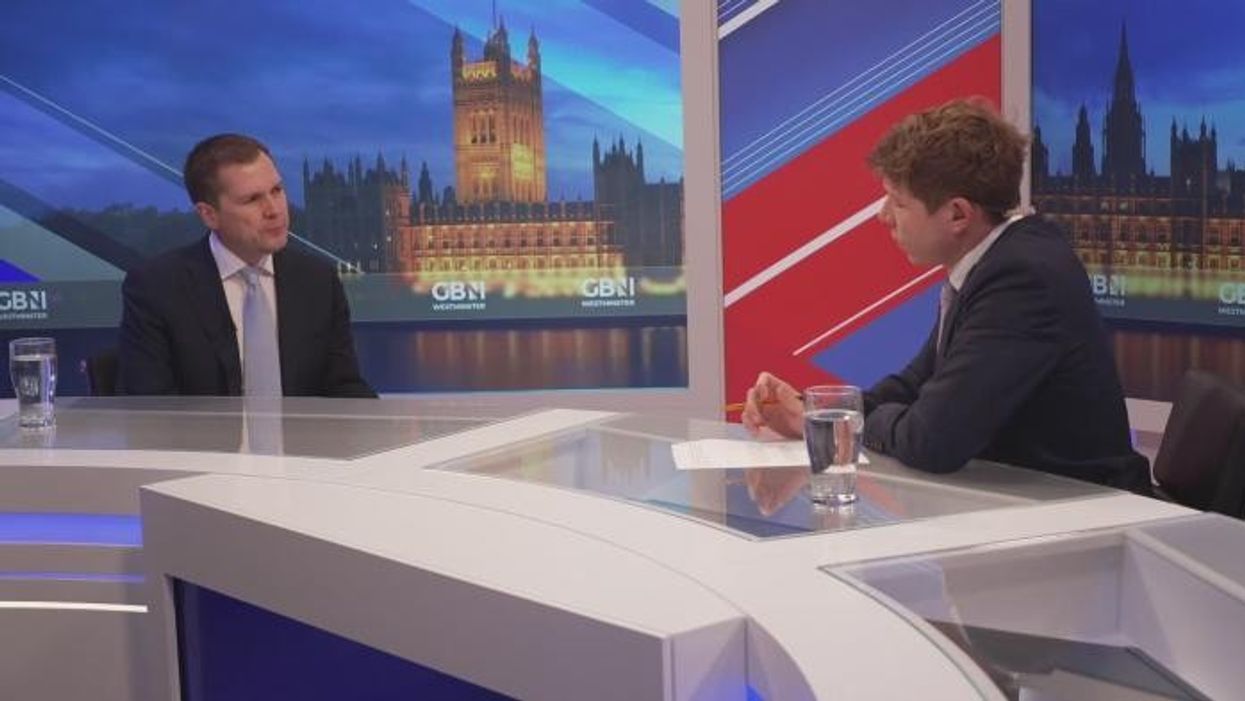 Sunak faces ‘guaranteed defeat’ unless he cracks down on migration as Jenrick warns of 'huge mistake'