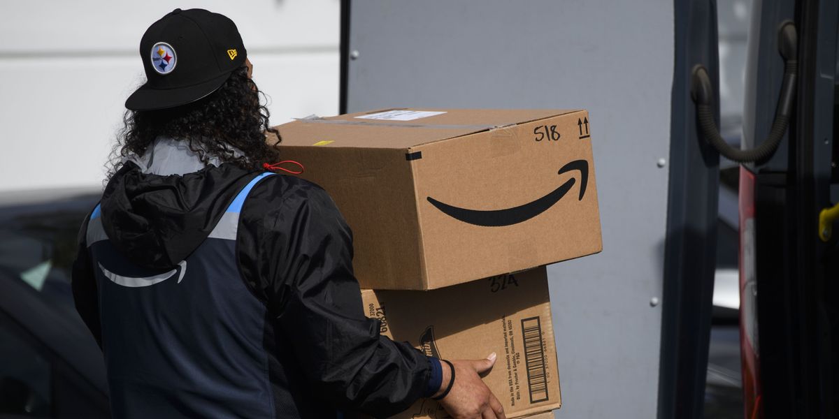 NextImg:Amazon worker kicks and punches wheelchair-bound building manager in tower block lobby