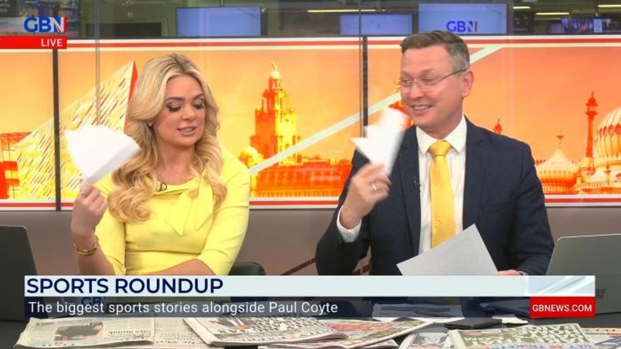 Female darts ace 'puts record straight' after refusing to play against trans player and forfeiting tournament