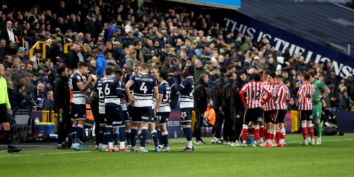 Millwall vs Sunderland match suspended due to two medical emergencies in stands as players taken off pitch
