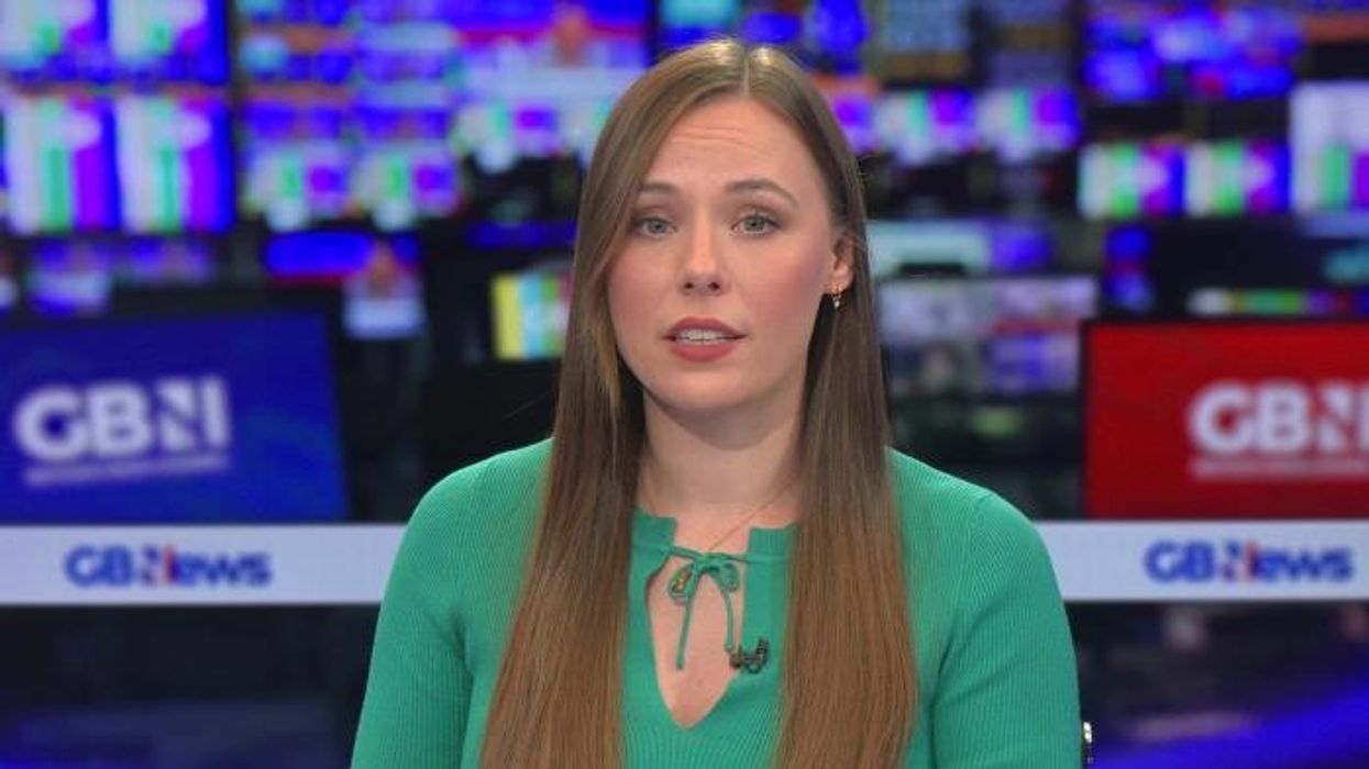 Doctor issues warning over 3 daily habits 'silently fuelling' cancer risk - 'Makes big difference to long-term health!'