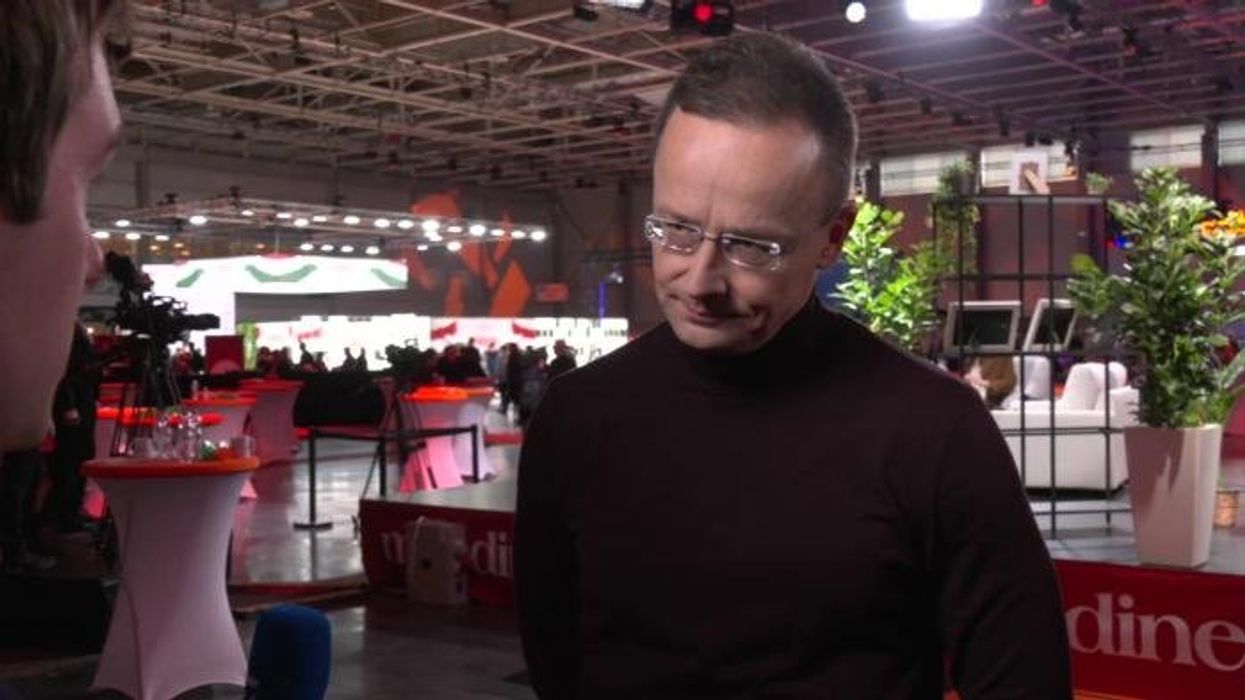 European Minister offers Keir Starmer one-word solution to tackle small boats crisis