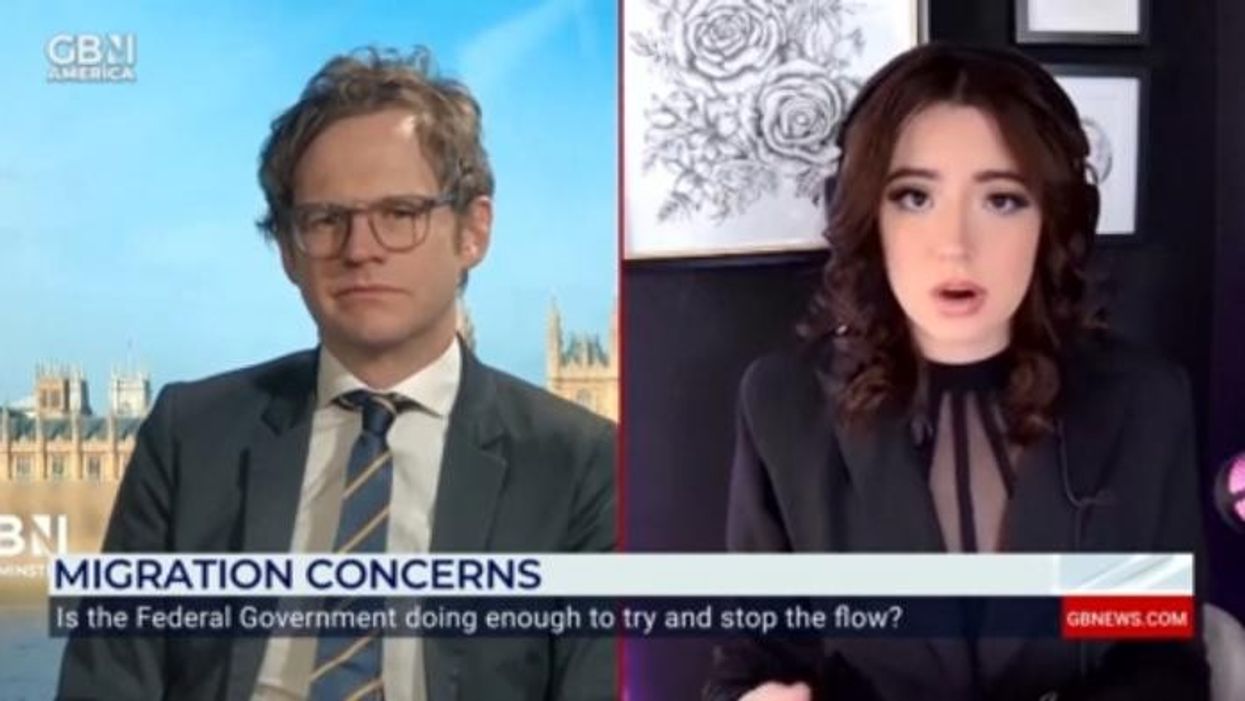 US travellers left furious after signs suggest rules for airports relaxed for migrants