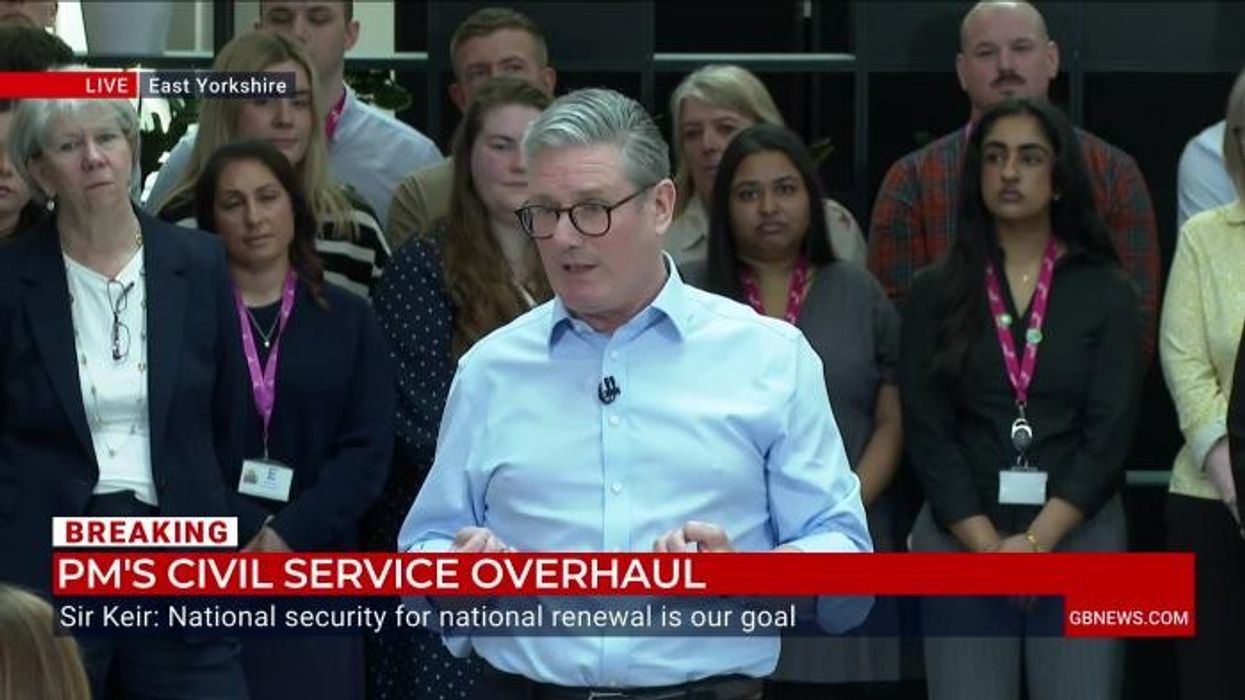 Keir Starmer makes GB News stars ‘lose the will to live’ while delivering key speech