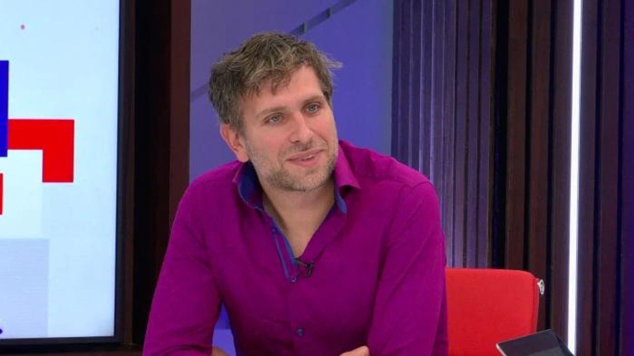 Ex-Tory leader William Hague beats Peter Mandelson to become Oxford University Chancellor