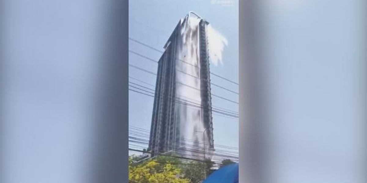 NextImg:Myanmar earthquake: Water cascades from pool of high-rise building in Thailand