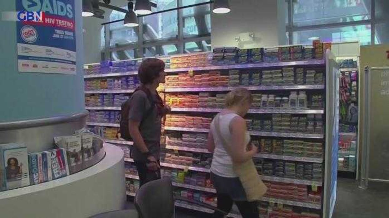 'I'm a dentist - the most telling signs of vitamin B12 deficiency often appear around the mouth'