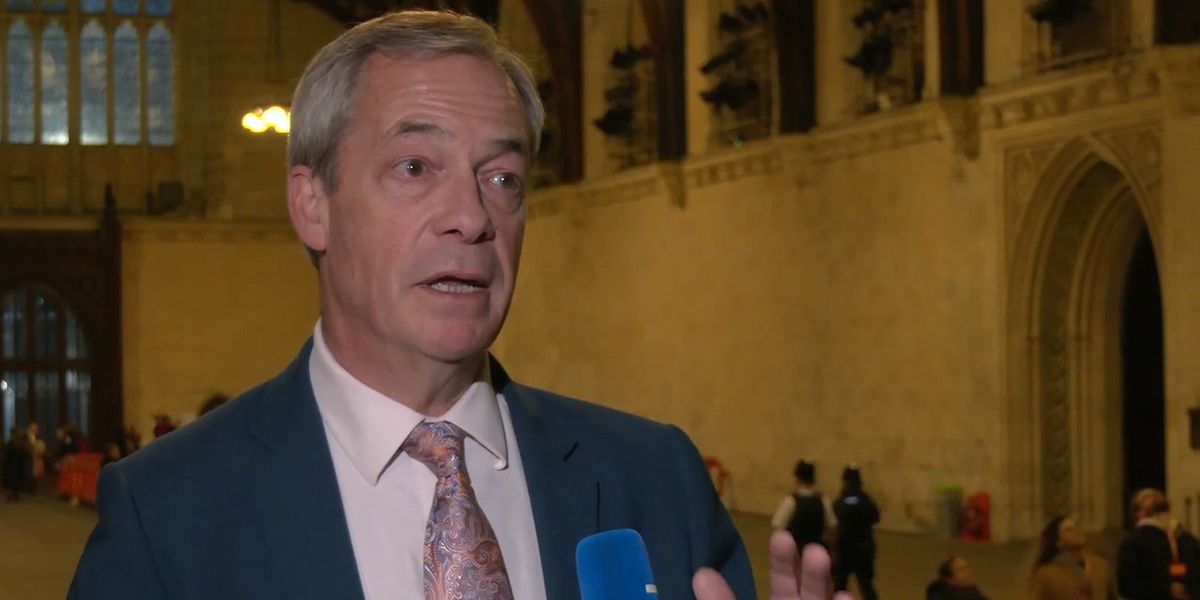 NextImg:'We've got to get a grip!' Nigel Farage scolds Labour's efforts to tackle migration after 'mad' ONS projection
