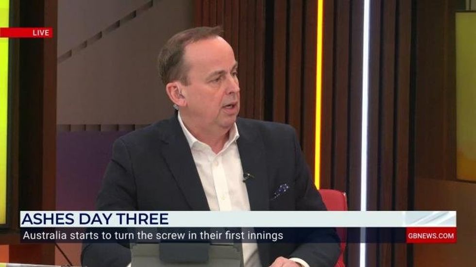 Gary Neville accused of 'verbal diarrhea' by football pundit after Man Utd decision to sack Ruben Amorim