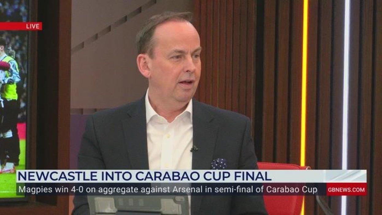 Alan Shearer taunts Ian Wright after Newcastle thump Arsenal to reach Carabao Cup final