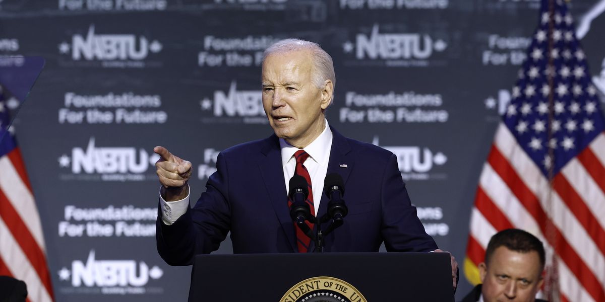 NextImg:Joe Biden in new excruciating gaffe as he embarrassingly struggles with autocue