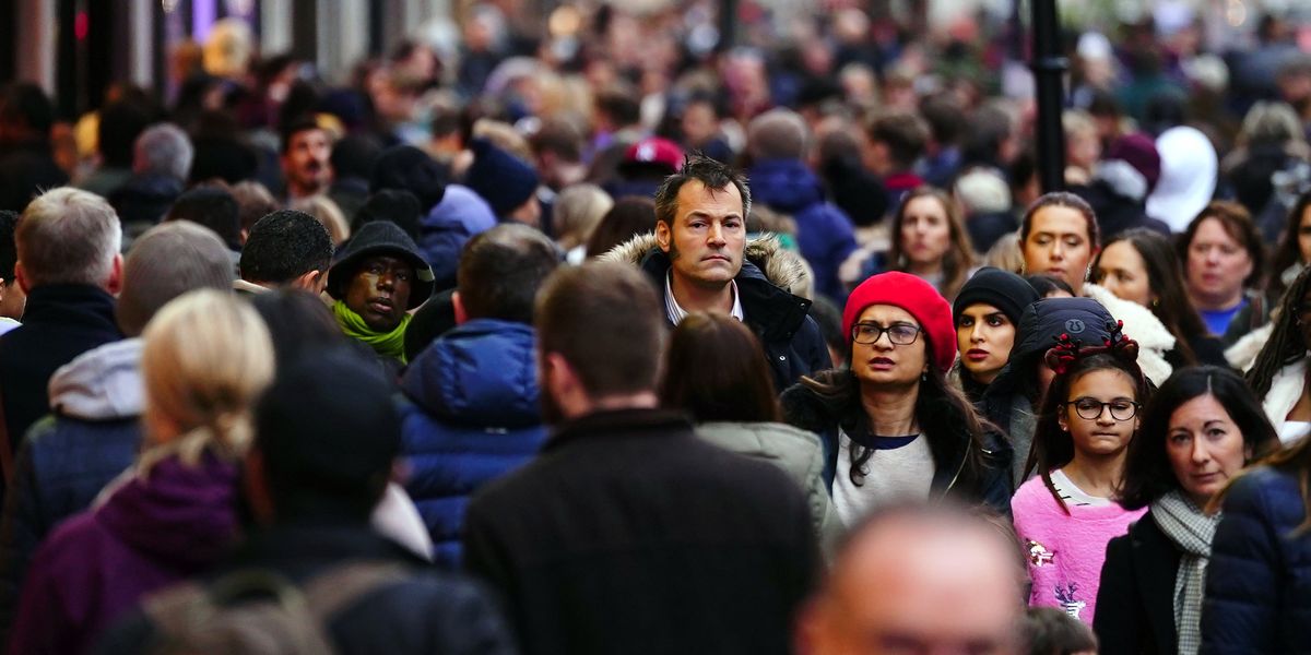 NextImg:First-generation migrants to make up 25% of Britain by 2035 as population boom takes UK to 73 million