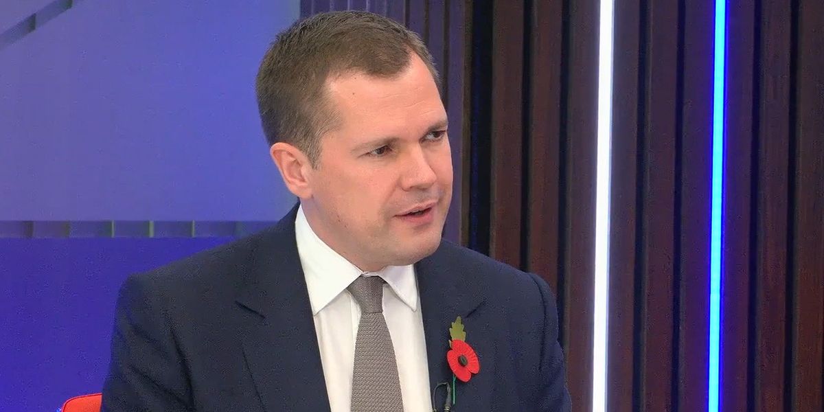 NextImg:Robert Jenrick fumes at Rachel Reeves over 'dishonest' Budget tax rises