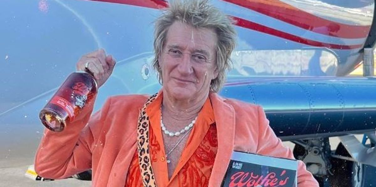 NextImg:Sir Rod Stewart in win against cancel culture after complaints whisky 'appealed to children'