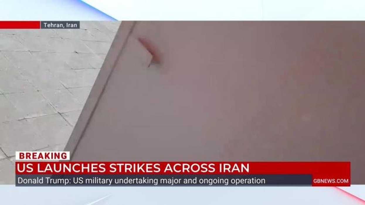 Keir Starmer slammed for 'defying Donald Trump' after President was 'denied' base for Iran strikes