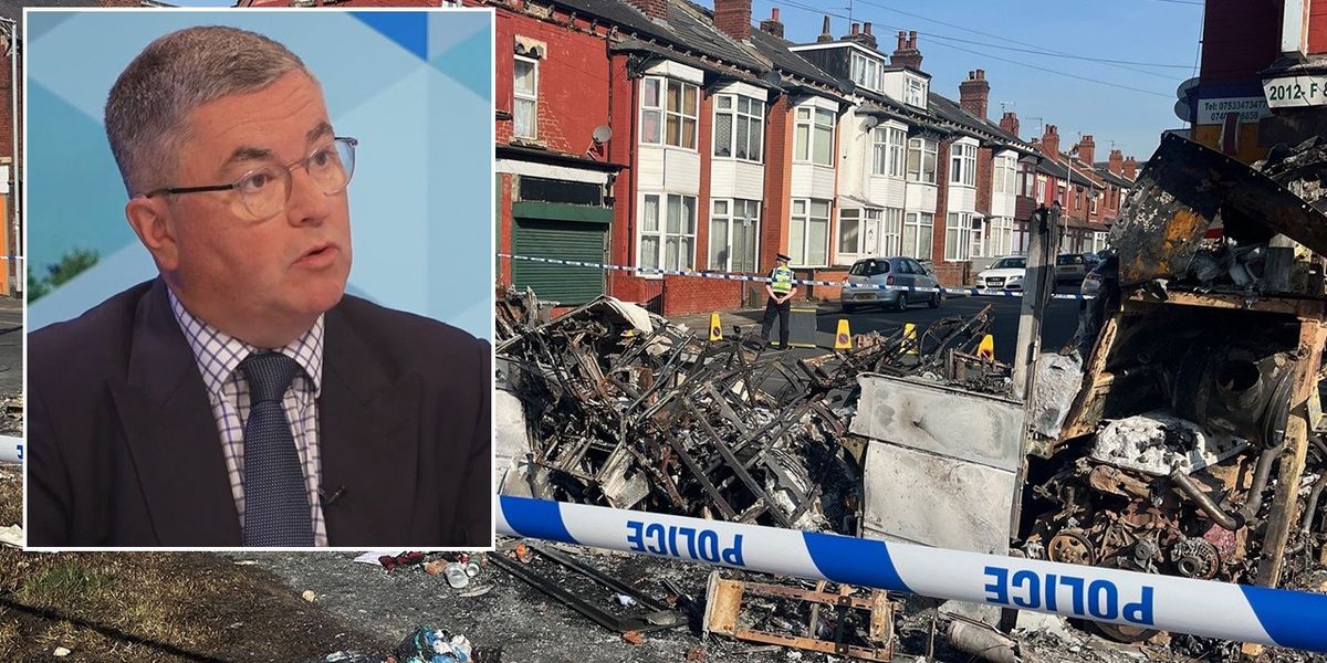 NextImg:Robert Buckland condemns 'mindless violence' in Leeds after large scale riots: 'NO excuse!'
