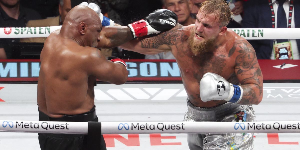 NextImg:Muhammad Ali's daughter says he 'would have been mortified' after Jake Paul beat Mike Tyson