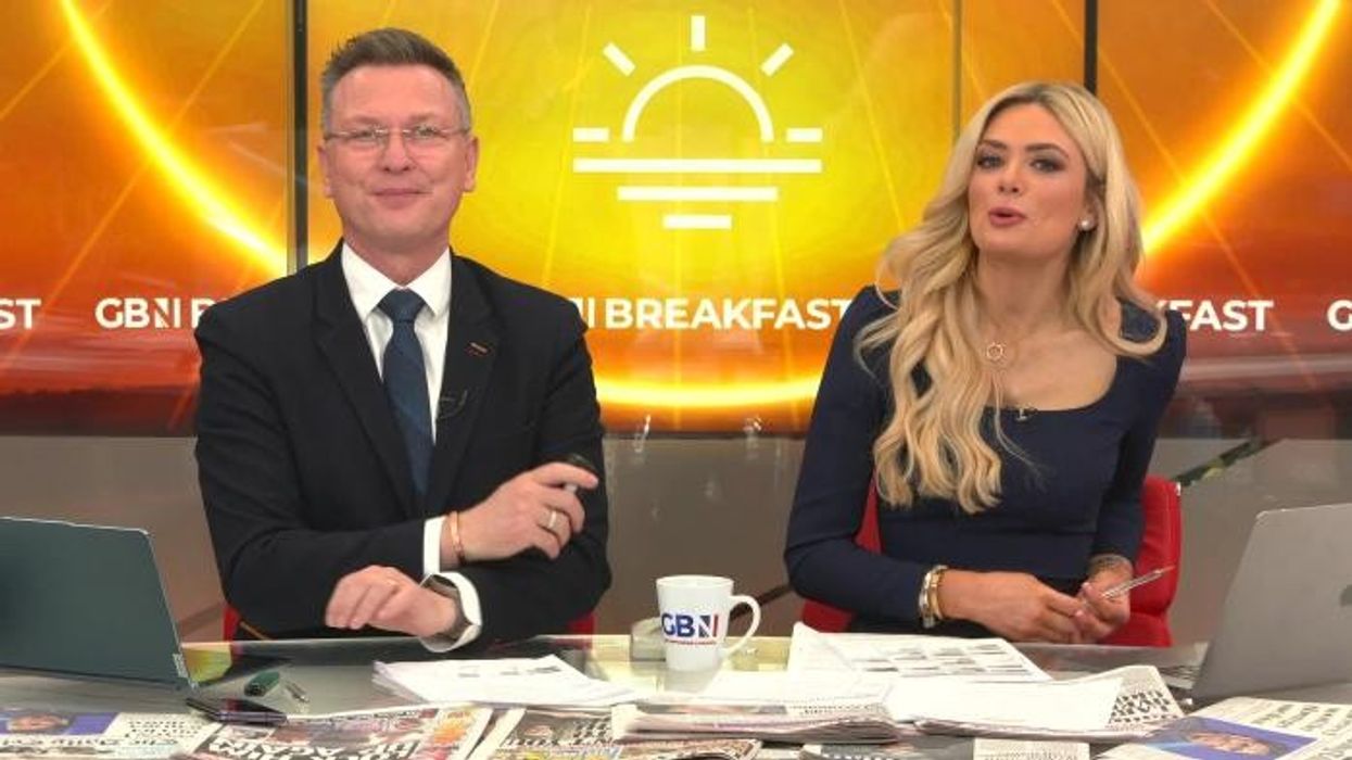 Luke Littler explains changing darts and performs U-turn after winning start at Bahrain Masters