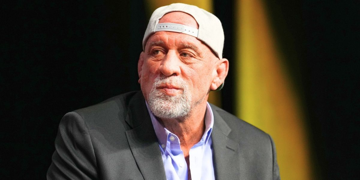 NextImg:Mark Coleman 'a hero' as UFC legend fighting for his life after pulling parents out of huge house fire