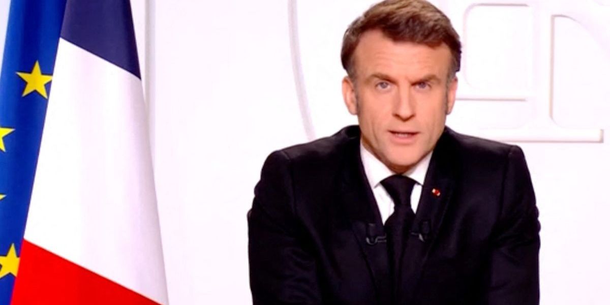 NextImg:'We need to prepare!' Emmanuel Macron swipes at Donald Trump as French army chiefs hauled to Paris for crisis meeting